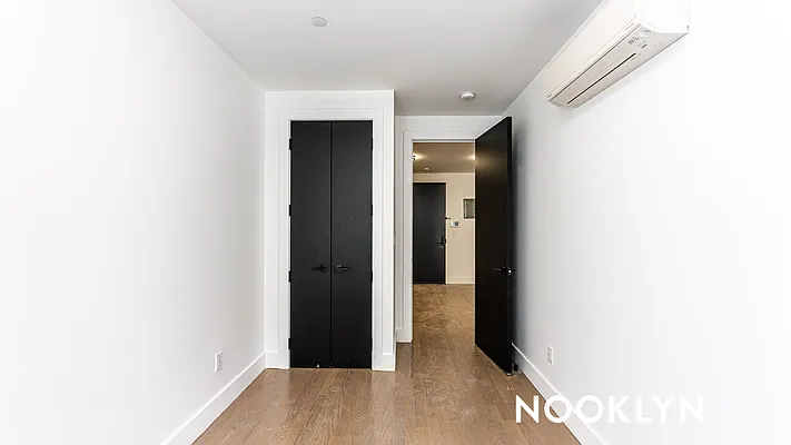 Rented by Nooklyn NYC LLC | media 13