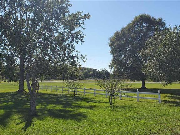 4th image of 925 County Road 567