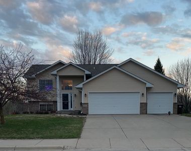 1402 7th St NE, New Prague, MN, 56071