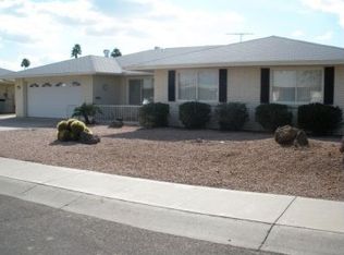 9317 W Glen Oaks Cir, Sun City, AZ 85351