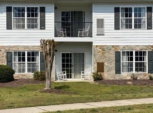 510 Little River Farm Blvd #B208, Carthage, NC 28327
