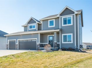 3438 Lost Creek Ln SE, Altoona, IA 50009