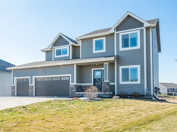 3438 Lost Creek Ln SE, Altoona, IA 50009