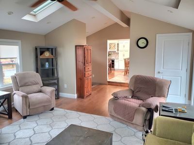 11 Orchard St, Dartmouth, MA, 02747