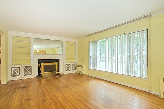 3rd image of 145 Locust St