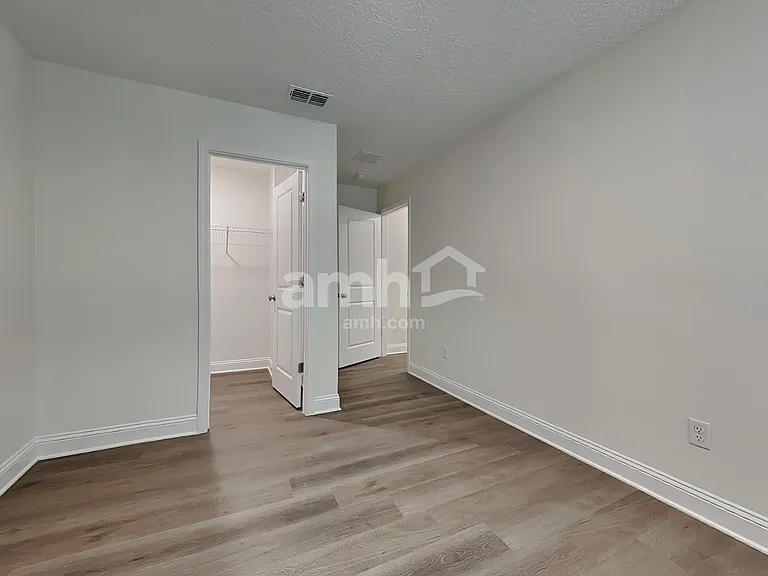 11446 Bay Hill Cir — Photo 19