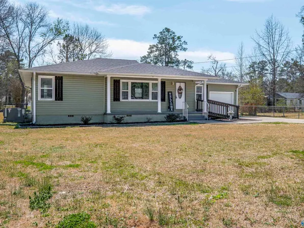 422 Paxton Ave, Gadsden, AL 35905