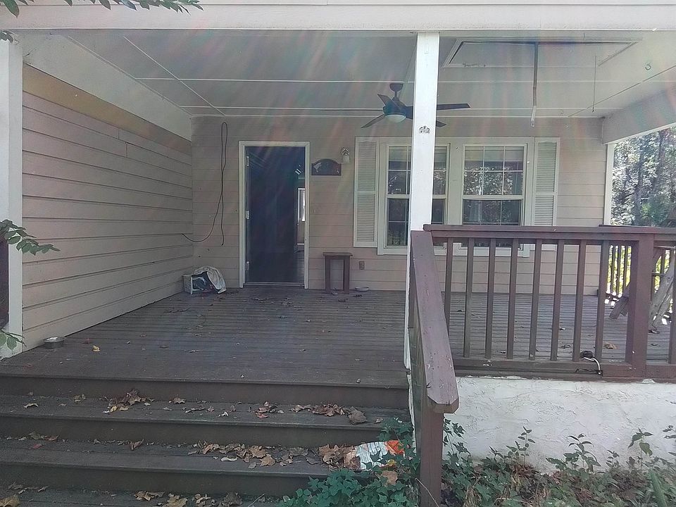 1st image of 17 Timberwood Ct