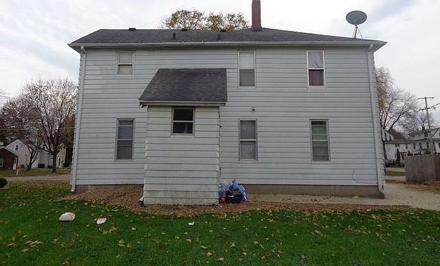2nd image of 603 10th Ave