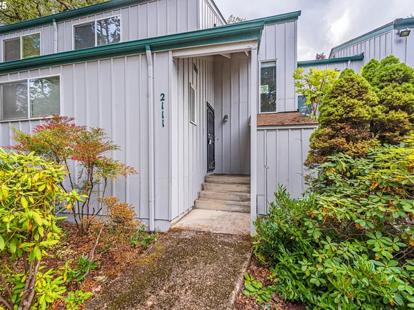 2111 Hawkins Ln, Eugene, OR 97405