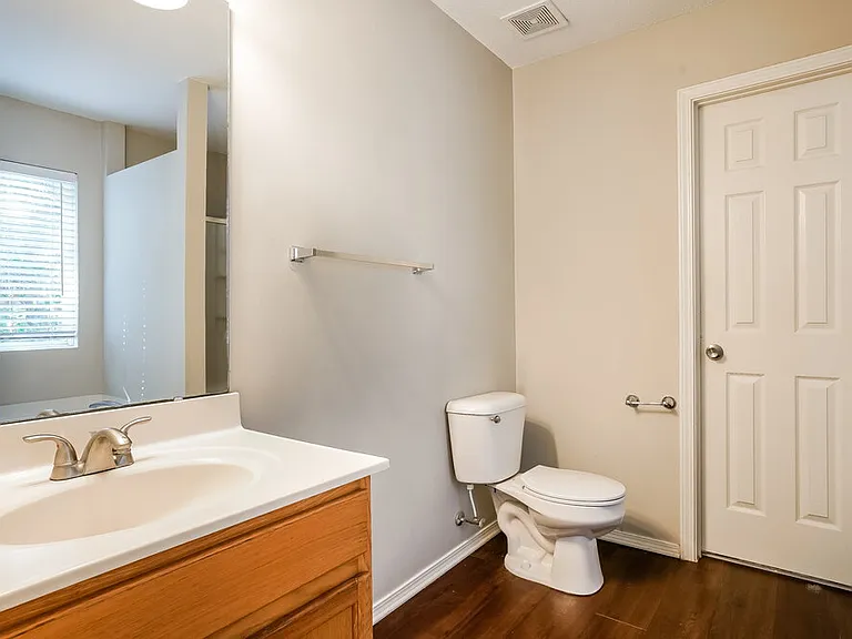 936 Mailwood Dr — Photo 13