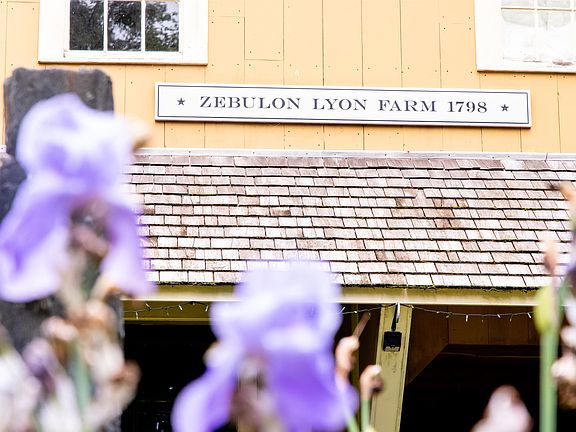 2nd image of 75 Lyon Road