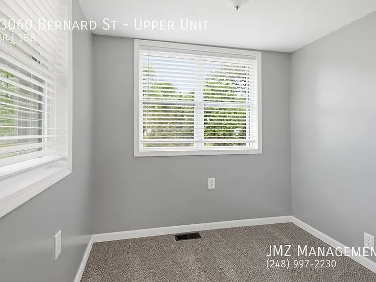 23060 Bernard St #UPPER — Photo 16