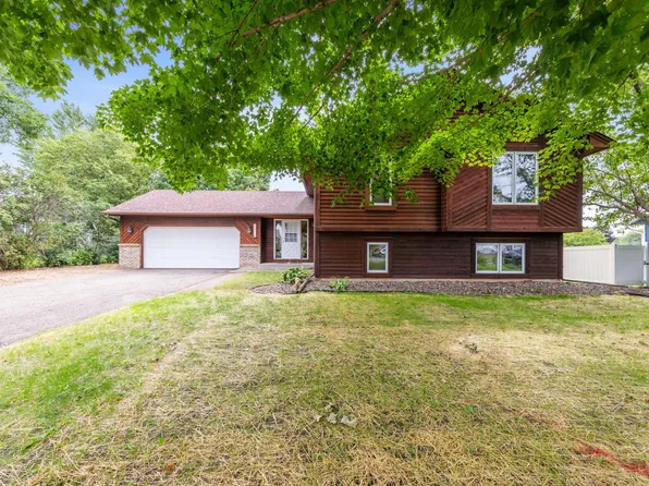 13259 Brunswick Ave S, Savage, MN 55378