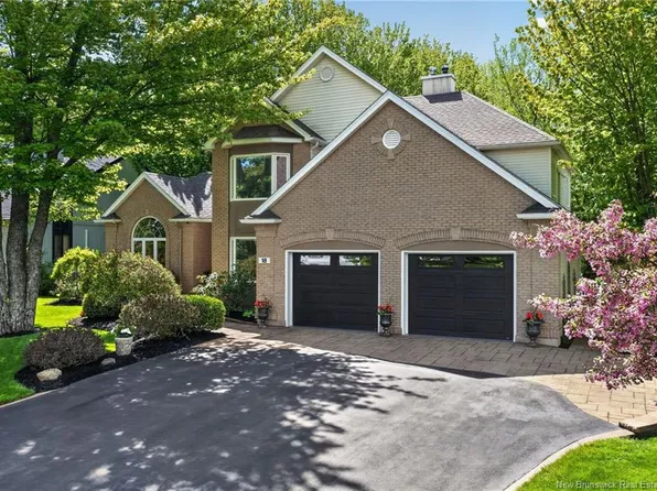 18 Morewood Cres, Moncton, NB E1A 6L6