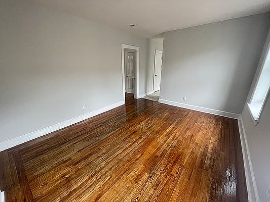 5th image of 35-20 35th St #C41