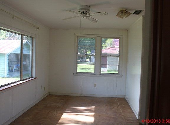 3rd image of 701 Blythe Island Dr