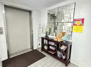 433 S Hobart Blvd APT 302, Los Angeles, CA 90020