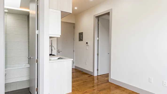 Rented by Nooklyn NYC LLC | media 11