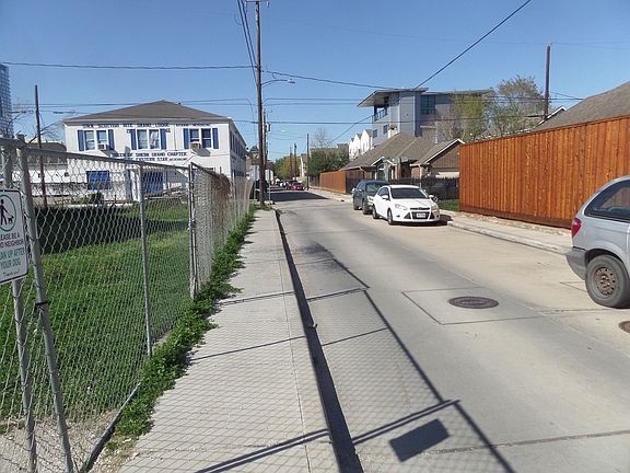 2nd image of 1101 Andrews St Lot 1