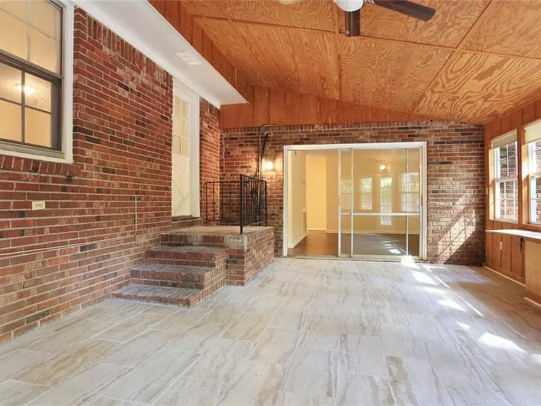 2270 Shawnee Trl — Photo 21
