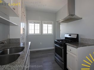 1050 E Hellman St APT B, Long Beach, CA 90813