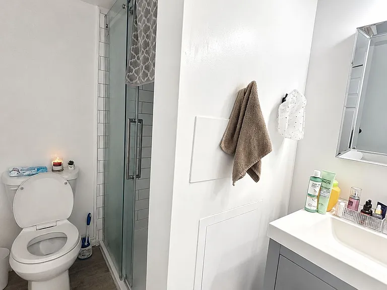 14 Jasper Ct #B — Photo 6