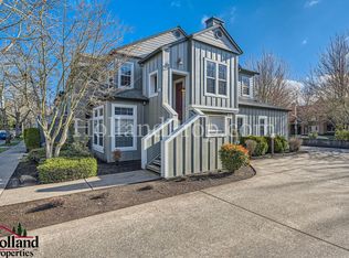 1766 NE Ashberry Dr, Hillsboro, OR 97124