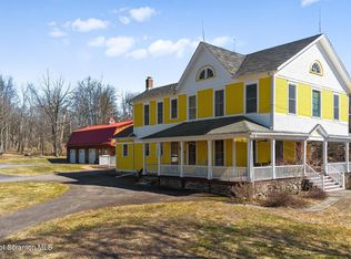307 Lily Lake Rd, Dalton, PA 18414
