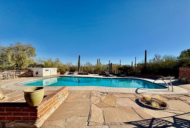1st image of 2620 W Ironwood Hill Dr APT 5
