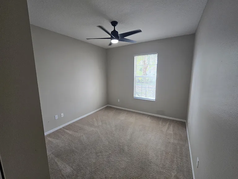204 SW Coconut Key Way — Photo 23