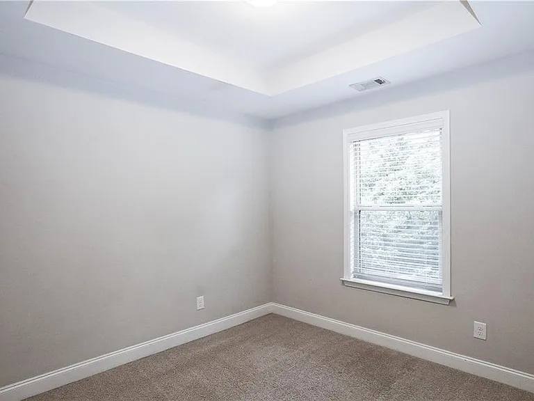 1920 Townsend Ct — Photo 34