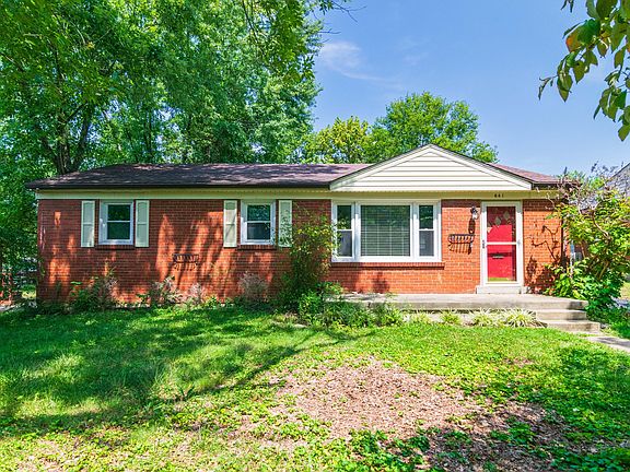 5th image of 641 Stratford Dr