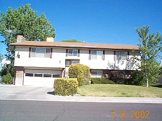 1412 Sherwood Dr - 12-10 — Photo 1