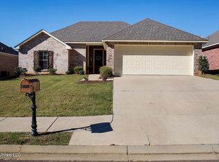 113 Greenfield Ridge Dr, Brandon, MS 39042
