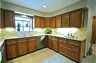 5th image of 10815 Ashcroft Dr