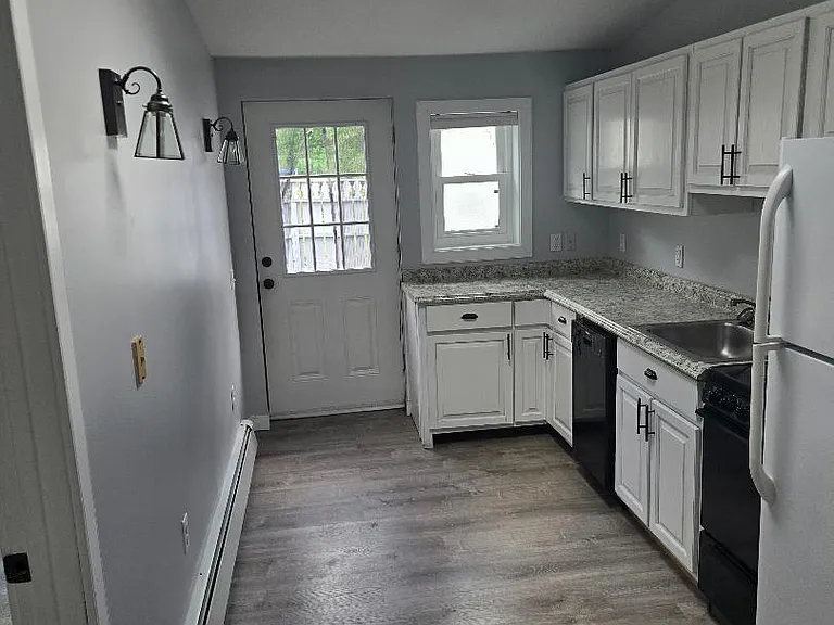 3308 Atlantic Ave #A — Photo 1