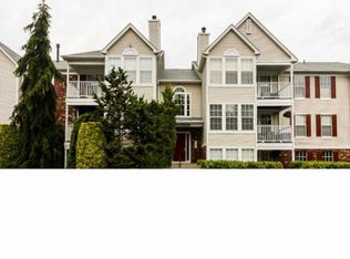 12 Inverness Cir, Marlton, NJ 08053