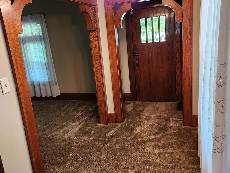 860 Parkway Blvd — Photo 4