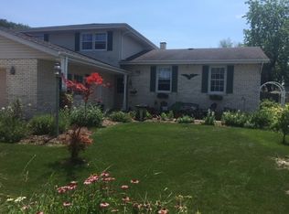 9023 27th St, Brookfield, IL 60513