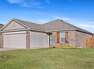 324 Blue Dr, Newcastle, OK 73065