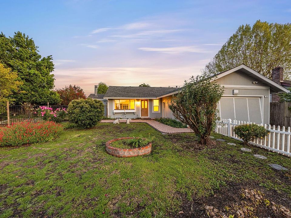 1st image of 718 Liberty Court