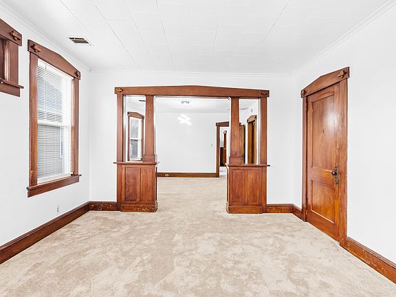 4th image of 486 Highland Ave #2