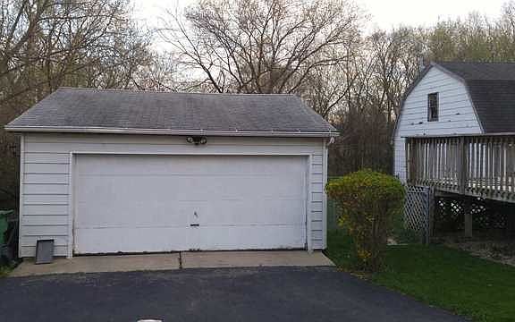 5th image of 813 Mayfield Dr