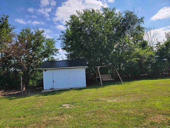 4th image of 1241 East St #26