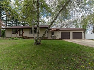 N6749 Tippecanoe Trl, Elkhorn, WI 53121