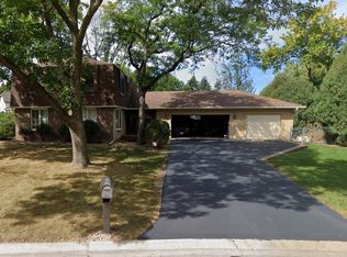 3645 Wellington Ln N, Plymouth, MN 55441