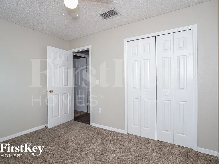 310 Puffer Ct — Photo 12