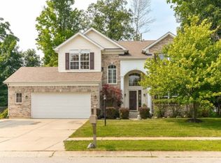 8926 Providence Dr, Fishers, IN 46038