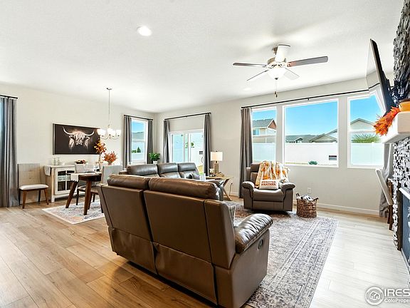 4th image of 4421 Scenic Ln